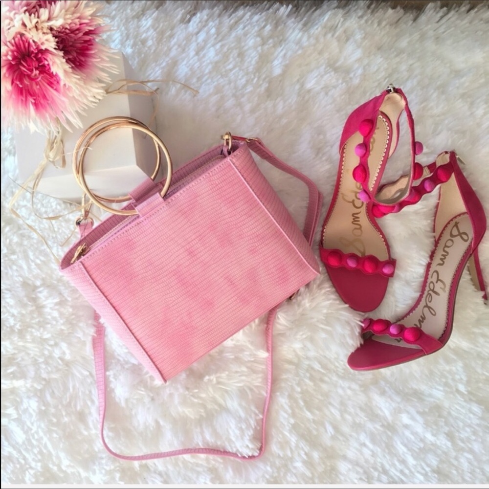 PINK BAG W BRACELET GOLD RING TOP HANDLE